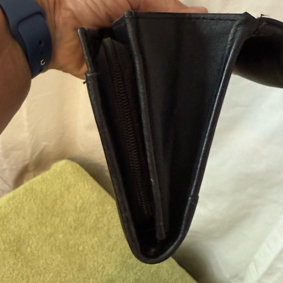 Alfred Dunhill Women's RFD Black Leather Expandable Leather Wallet/Clutch - Picture 9 of 11